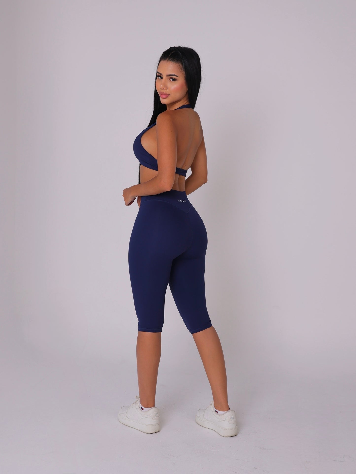 The Élan Capri Set