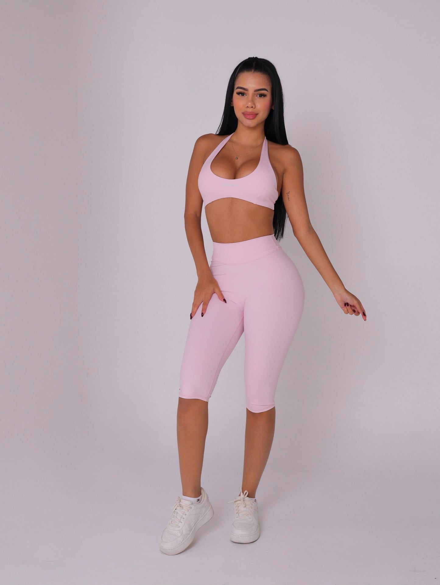 The Élan Capri Set