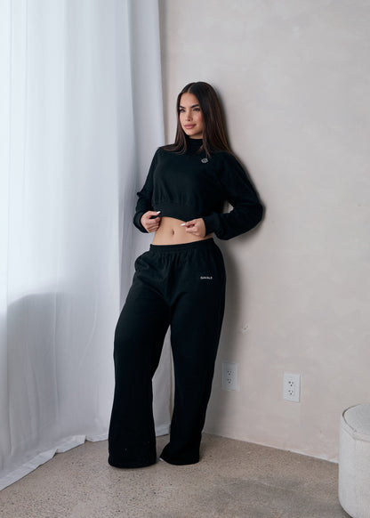 OFF-DUTY Cropped Hoodie Set