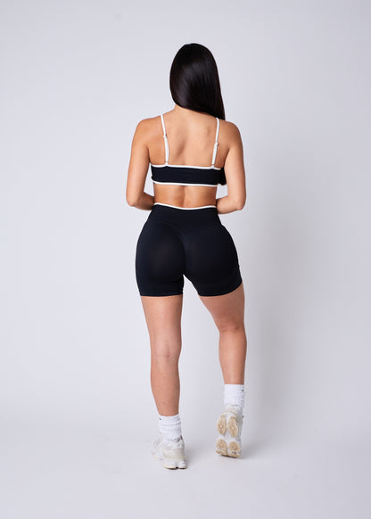 Shorts of the Great Wall