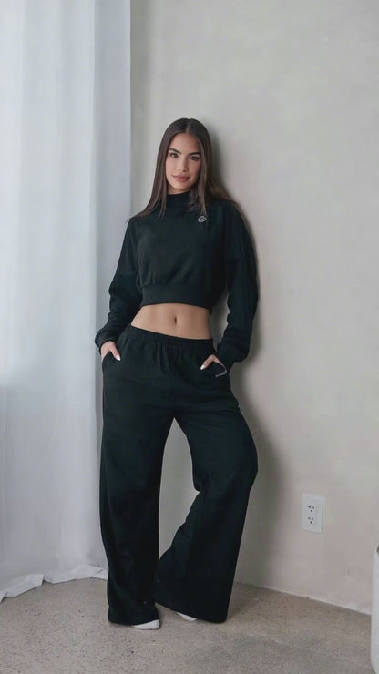 OFF-DUTY Cropped Hoodie Set